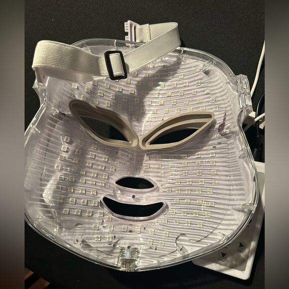 La Parfait LED beauty mask multi color light - Picture 5 of 8